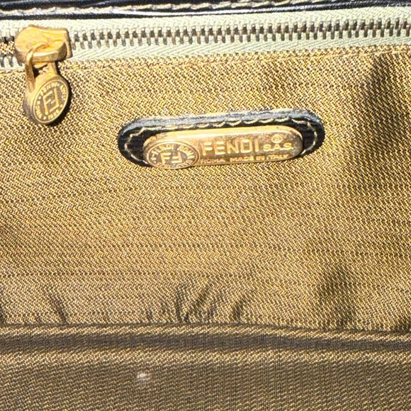 💯 Fendi Zucca 2 Way Vanity Bag - Picture 12 of 13